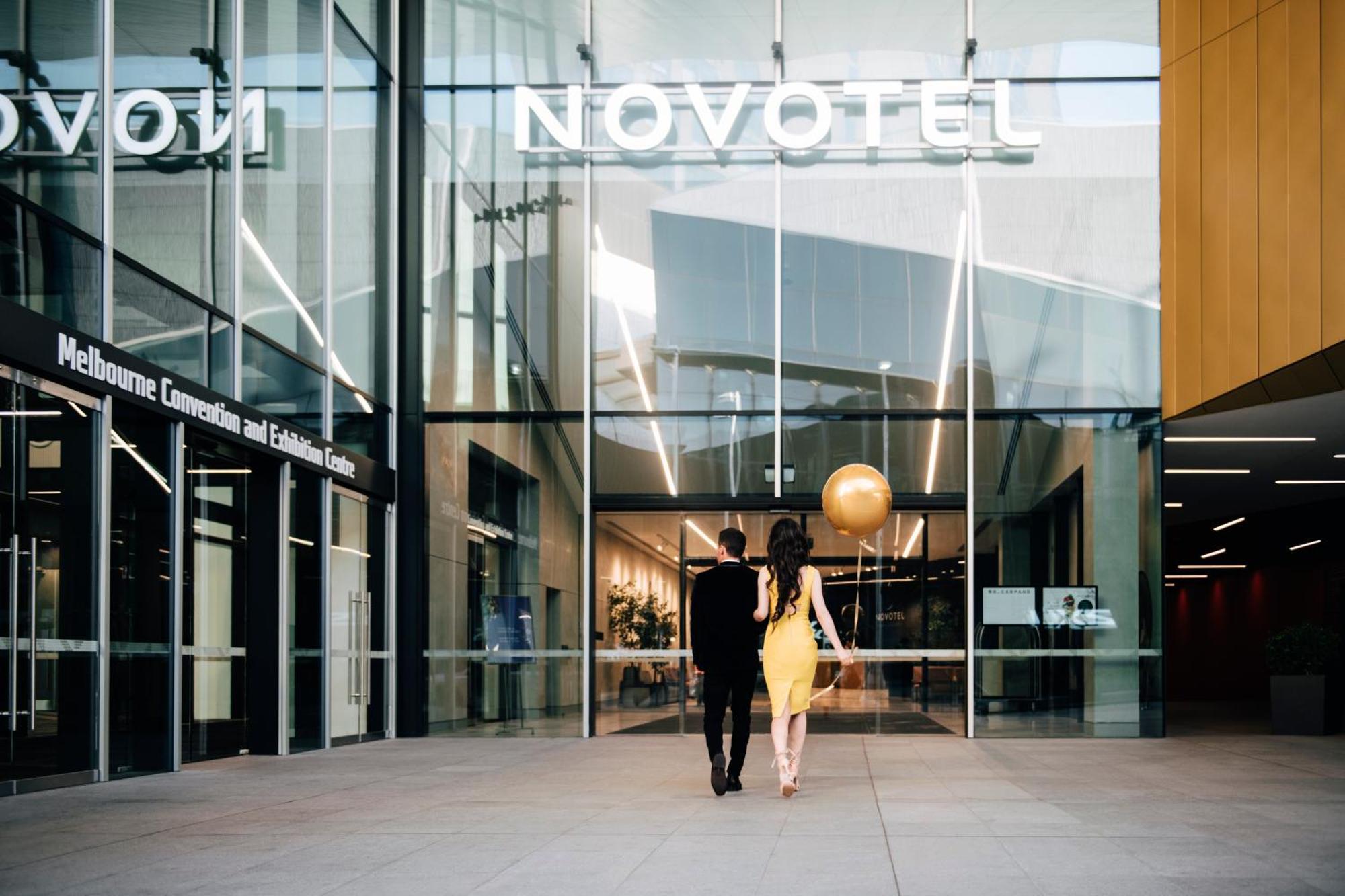 Novotel Melbourne South Wharf Exteriör bild